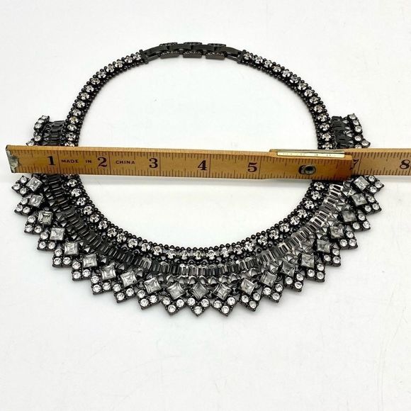 Stella & Dot Hematite Palladian Necklace - Picture 10 of 16